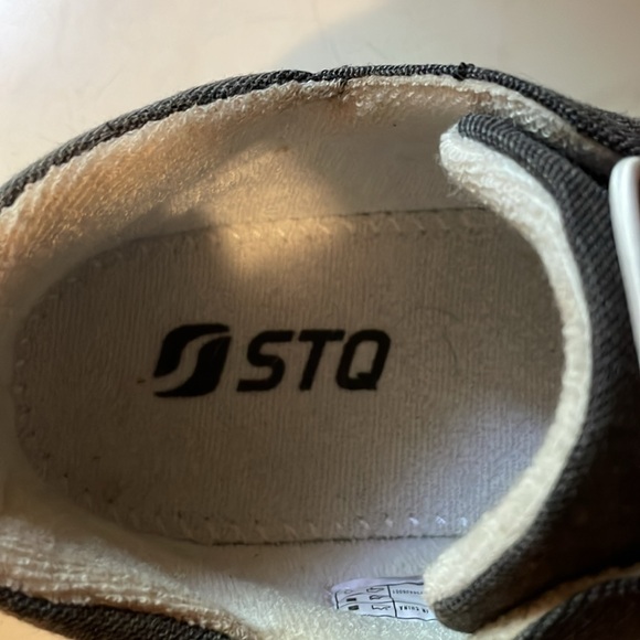 STQ size women’s 9 1/2 - Picture 4 of 4